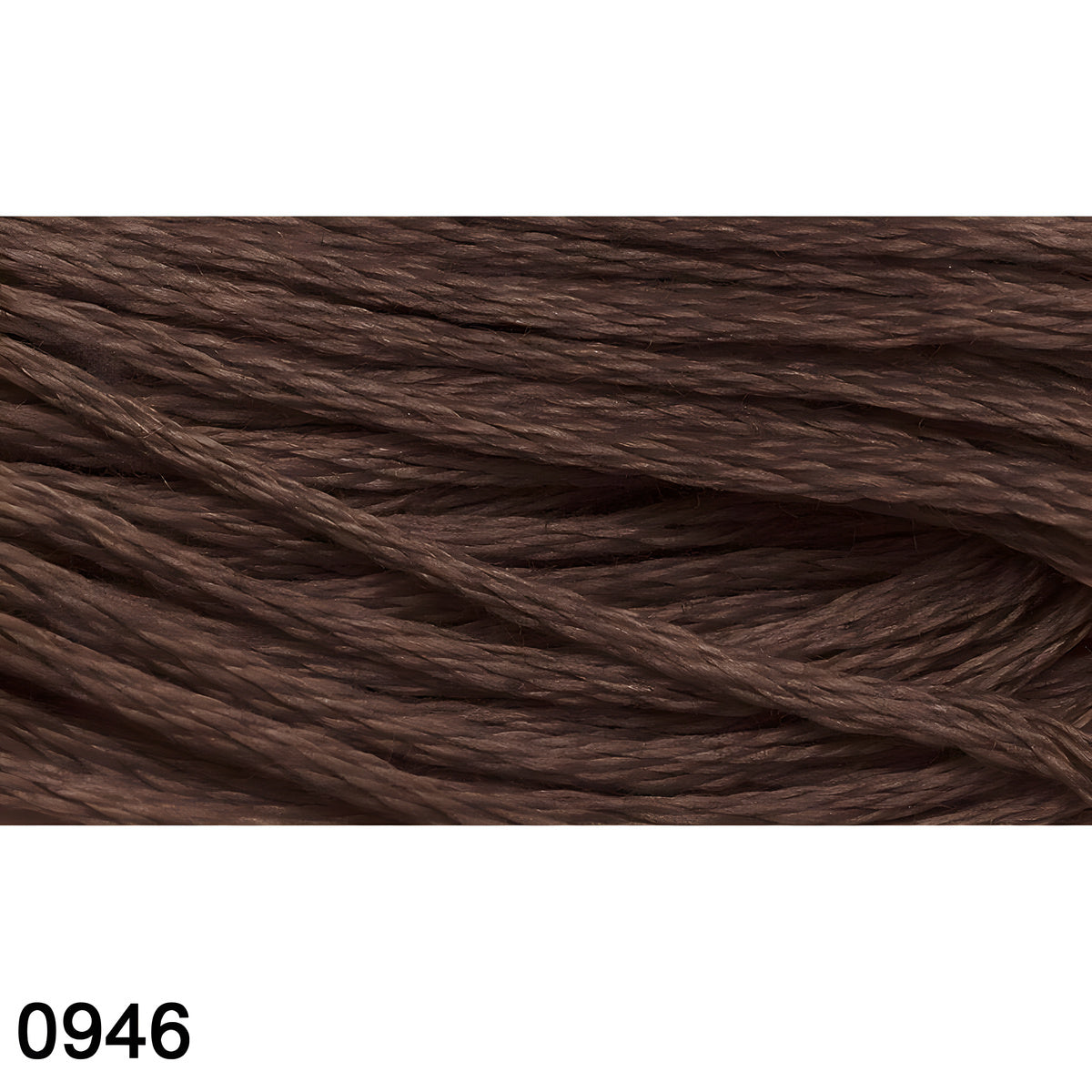 103001-linha-p-bordar-maxi-mouline-8mt-0946-569831
