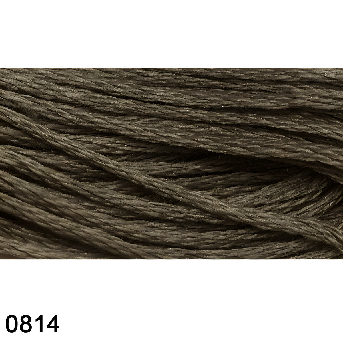103013-linha-p-bordar-maxi-mouline-8mt-0814-569390