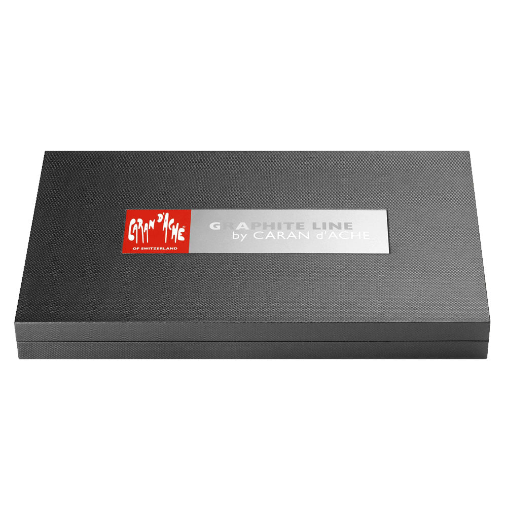 Estojo Desenho Graphite Caran D'ache Line Gift com 28 Peças