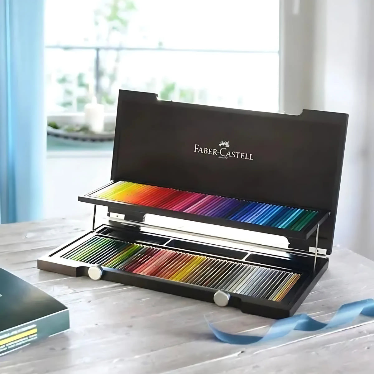 Estojo de Madeira Art & Graphic Polychromos 120 Unidades Faber-castell 110013
