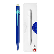Caneta Esferográfica 849 Caran D'ache Claim Your Style com Estojo de Lata  - Azul Escuro