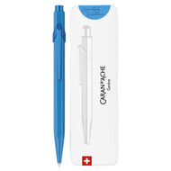 Caneta Esferográfica 849 Caran D'ache Claim Your Style com Estojo de Lata  - Azure Blue
