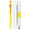 Caneta Esferográfica 849 Caran D'ache Claim Your Style com Estojo de Lata - Amarelo Canario