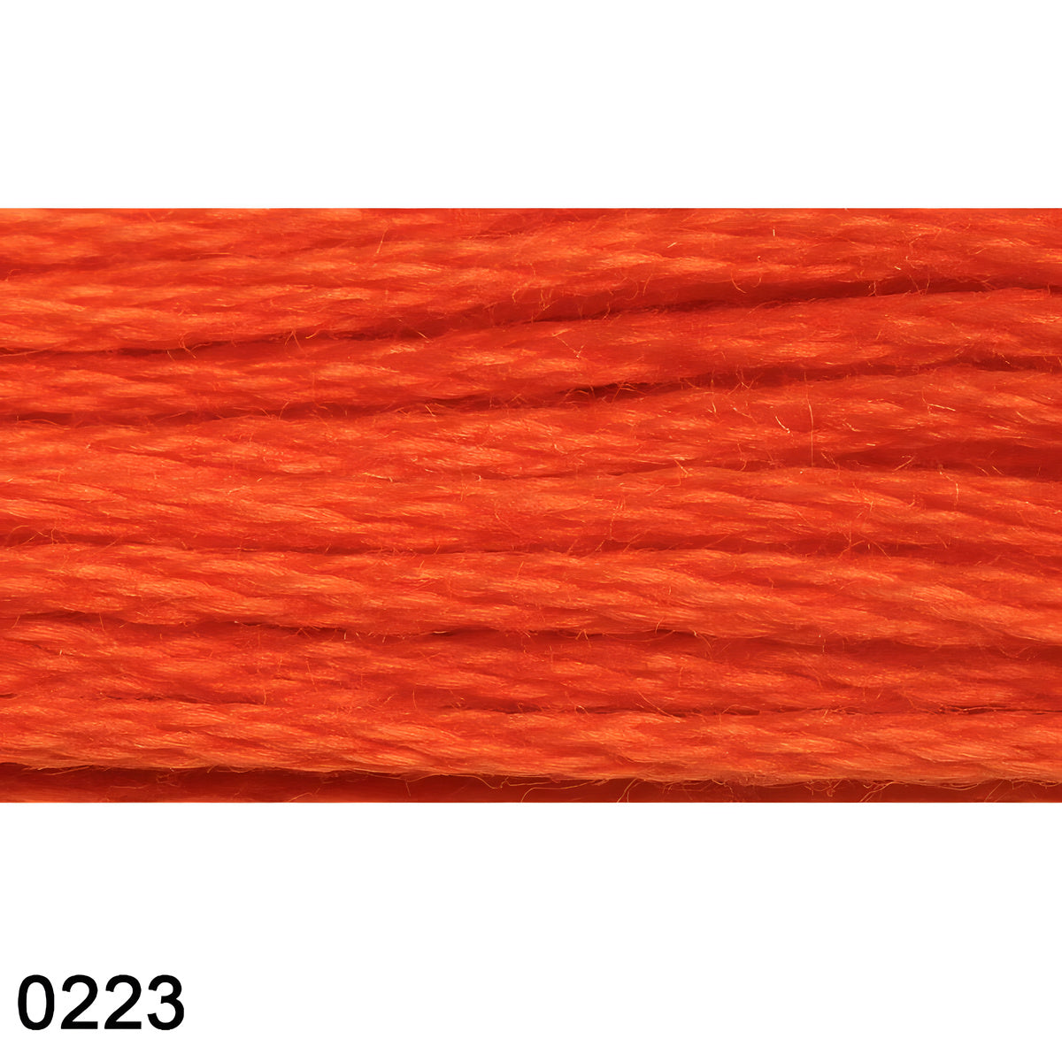 194336-linha-p-bordar-maxi-mouline-8mt-0223-569486