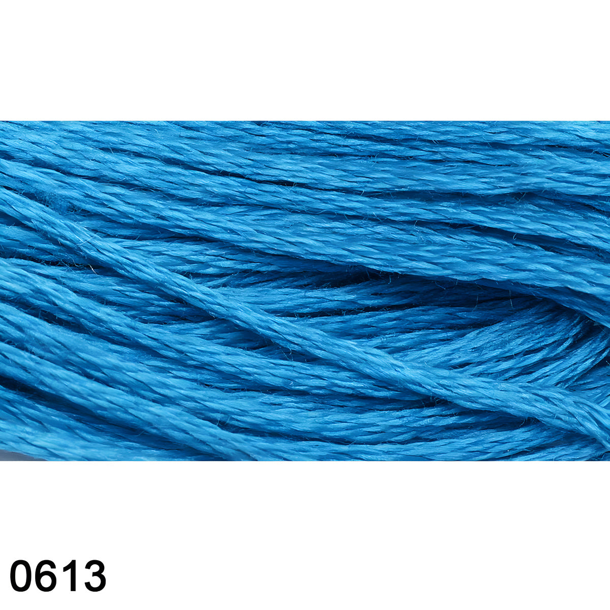 194831-linha-p-bordar-maxi-mouline-8mt-0613-568521
