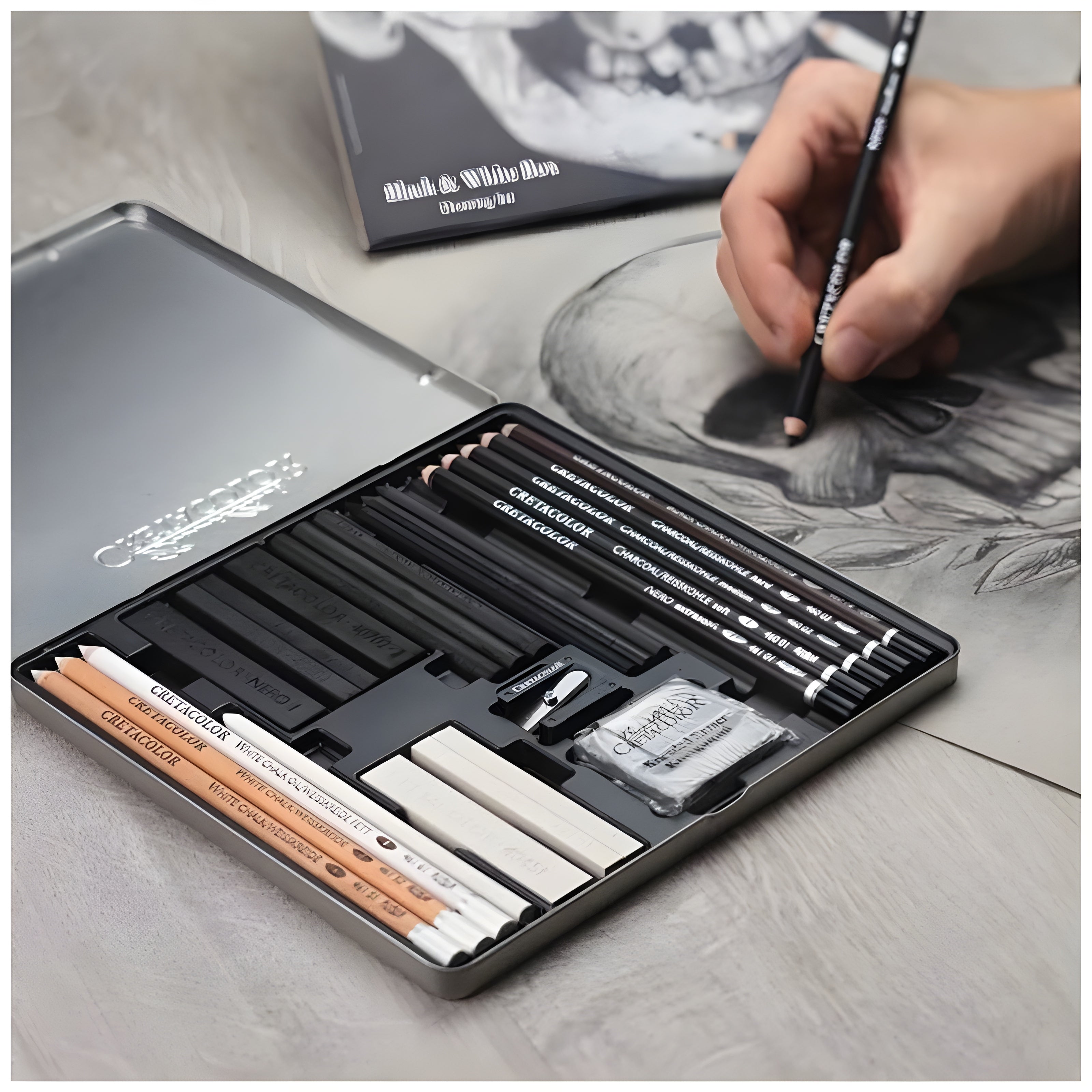 Conjunto para Desenho Cretacolor Black & White Box Caveira com 25 Itens 91400-2600