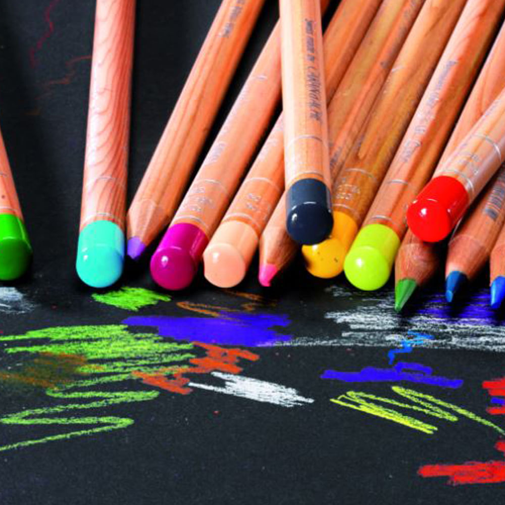 Estojo Lápis de Cor Caran D'ache Luminance Portrait com 20 Cores