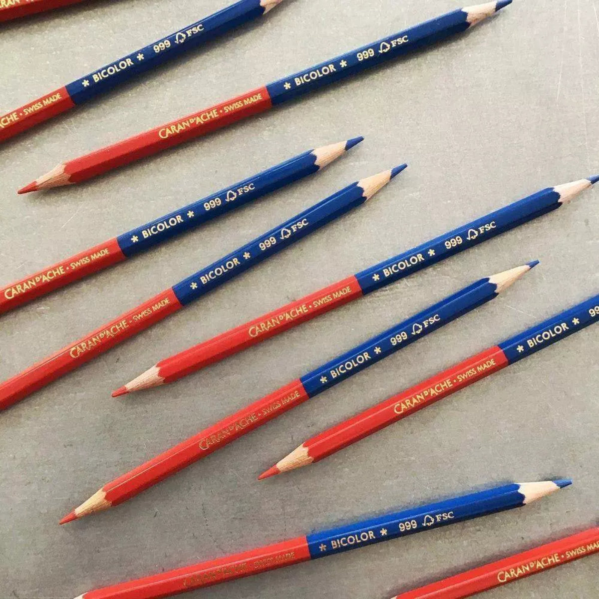 Lápis de Cor Bicolor Caran D'ache Prismalo Azul e Vermelho