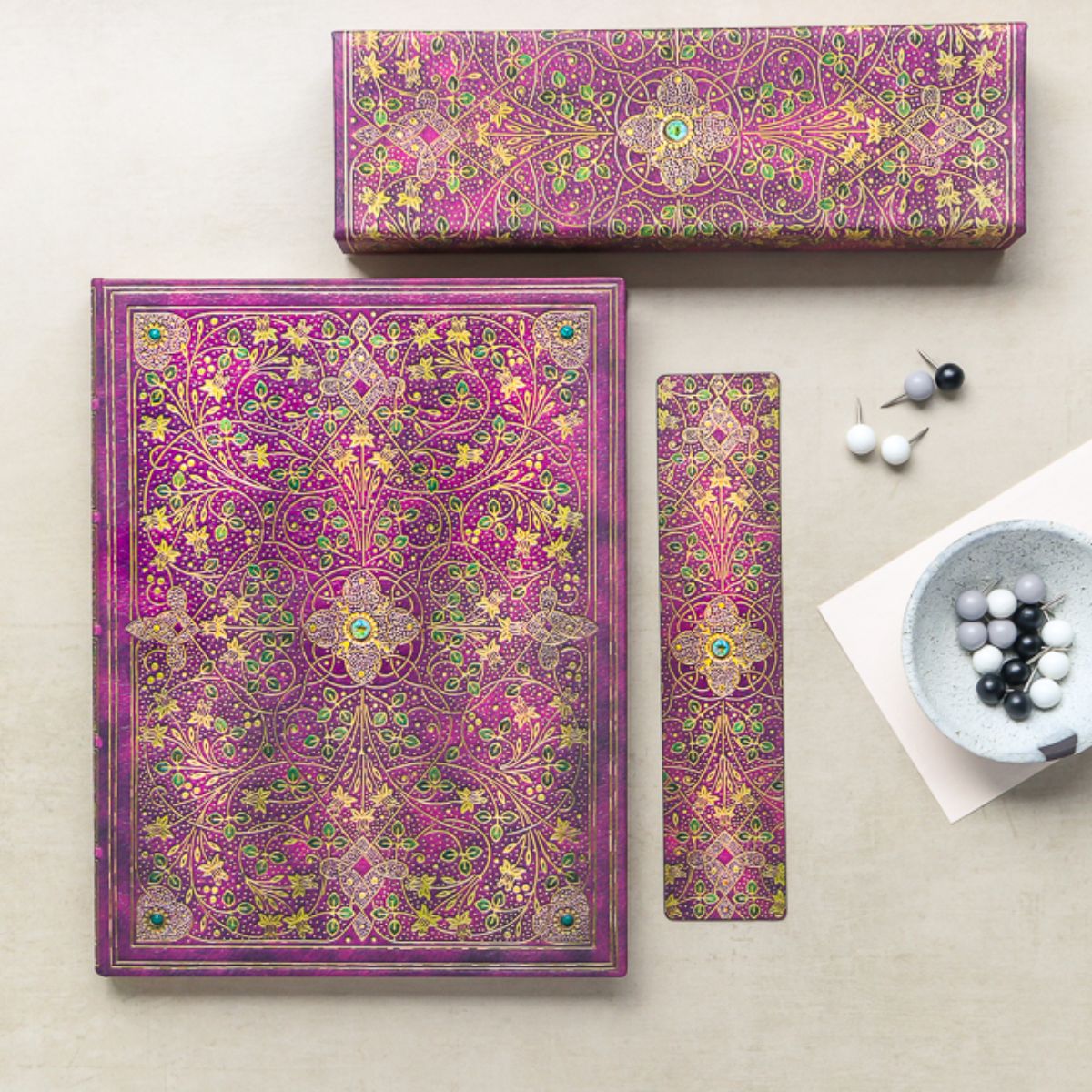 Caderno de Desenho Paperblanks Ultra Pautado Diamond Jubilee 120g/m² 18x23cm com 144 Páginas - Pb9366-4