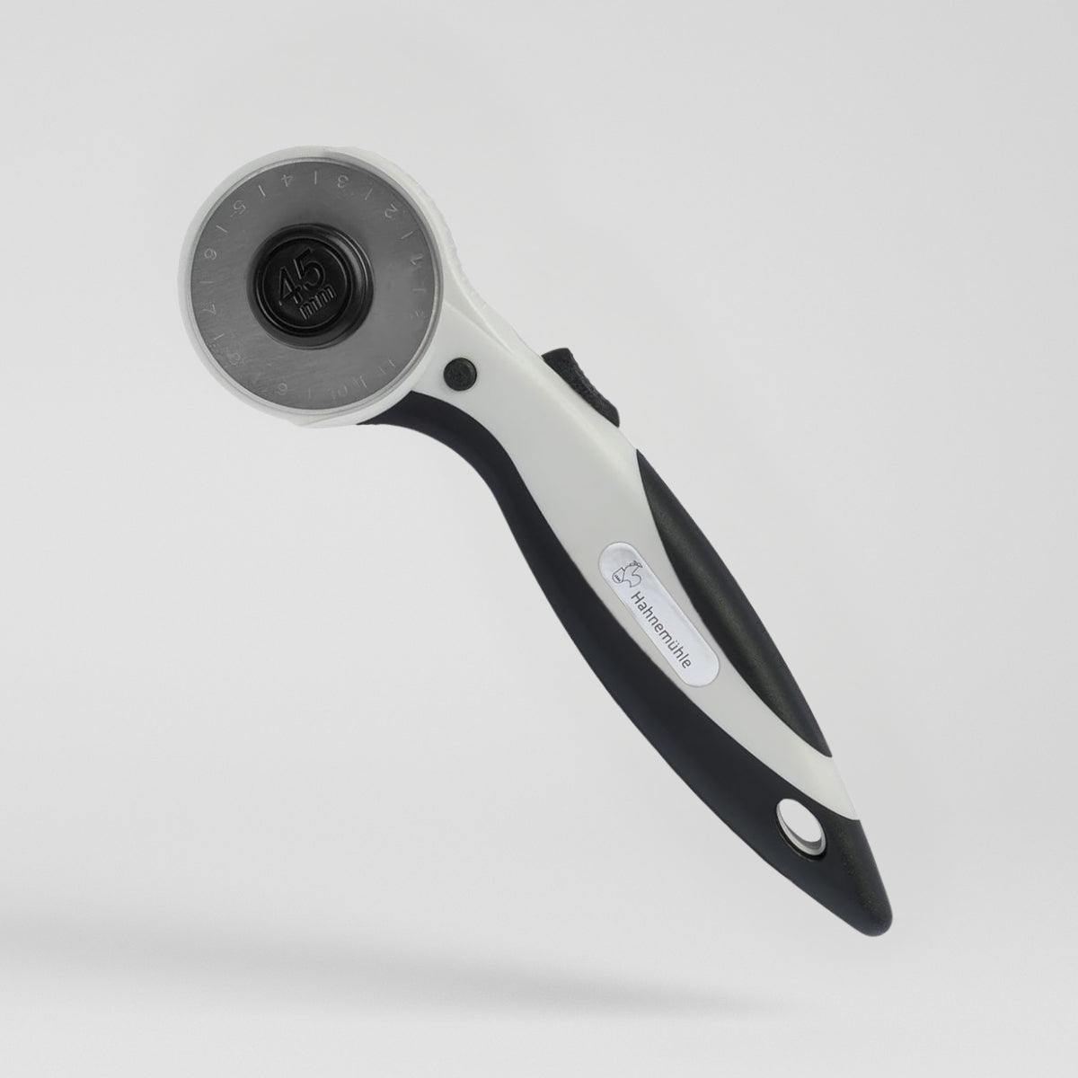 Cortador Rotativo Hahnemühle Lâmina 4,5cm Preto com Cinza