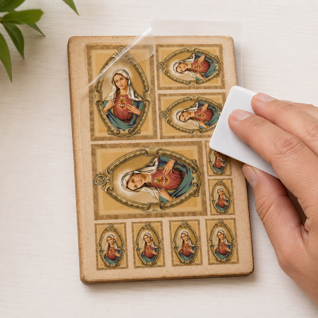 Transfer de Imagem Small Sagrado Coracao de Maria 9,8x15cm para Artesanato e Decoração Tis-034 - Litoarte