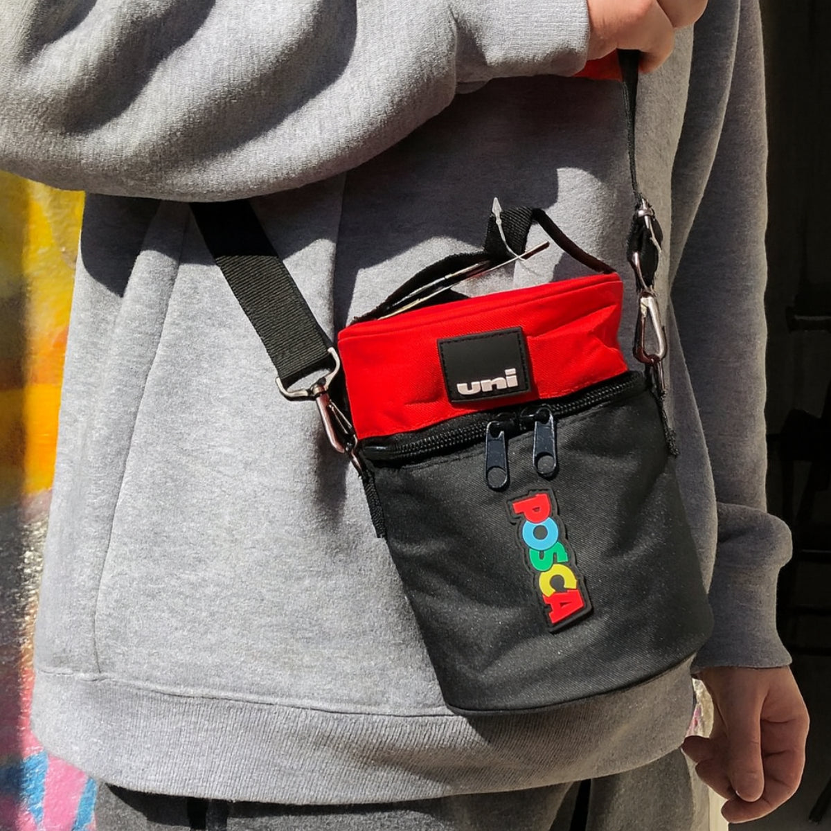 Estojo Bag Vazio Redondo para Caneta Posca Uniball 