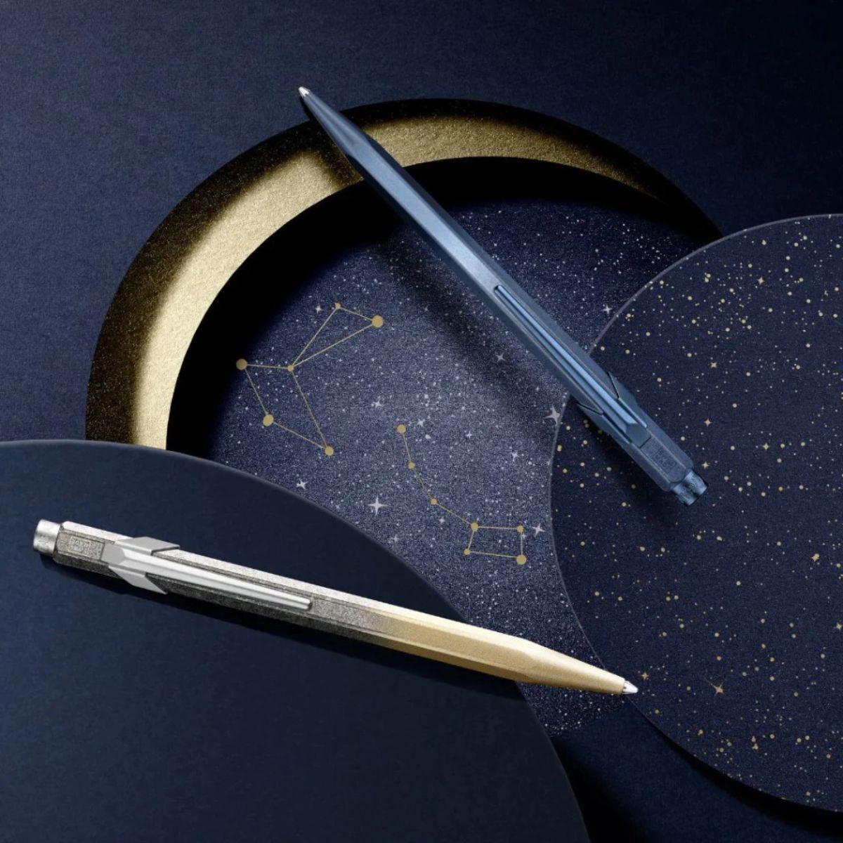 Caixa Caneta Esferográfica Caran D'ache 849 Cosmic Blue (Edição Especial)
