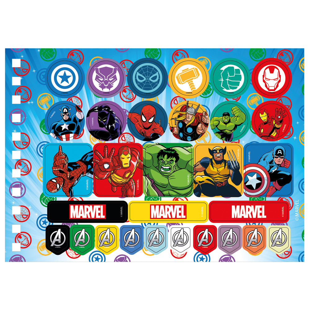 Caderno de Desenho Smart com 30 Adesivos e 48 Folhas para Colorir - Avengers 21x15cm 180g/m² Dac - 5412