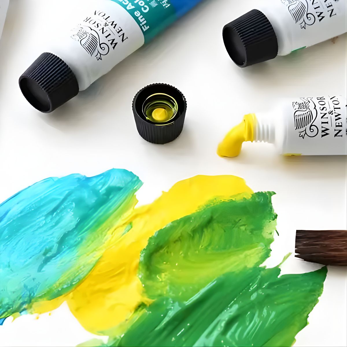 Estojo Tinta Acrílica Winsor & Newton Discover 18 Cores 10ml Consistência Fluida Secagem Rápida