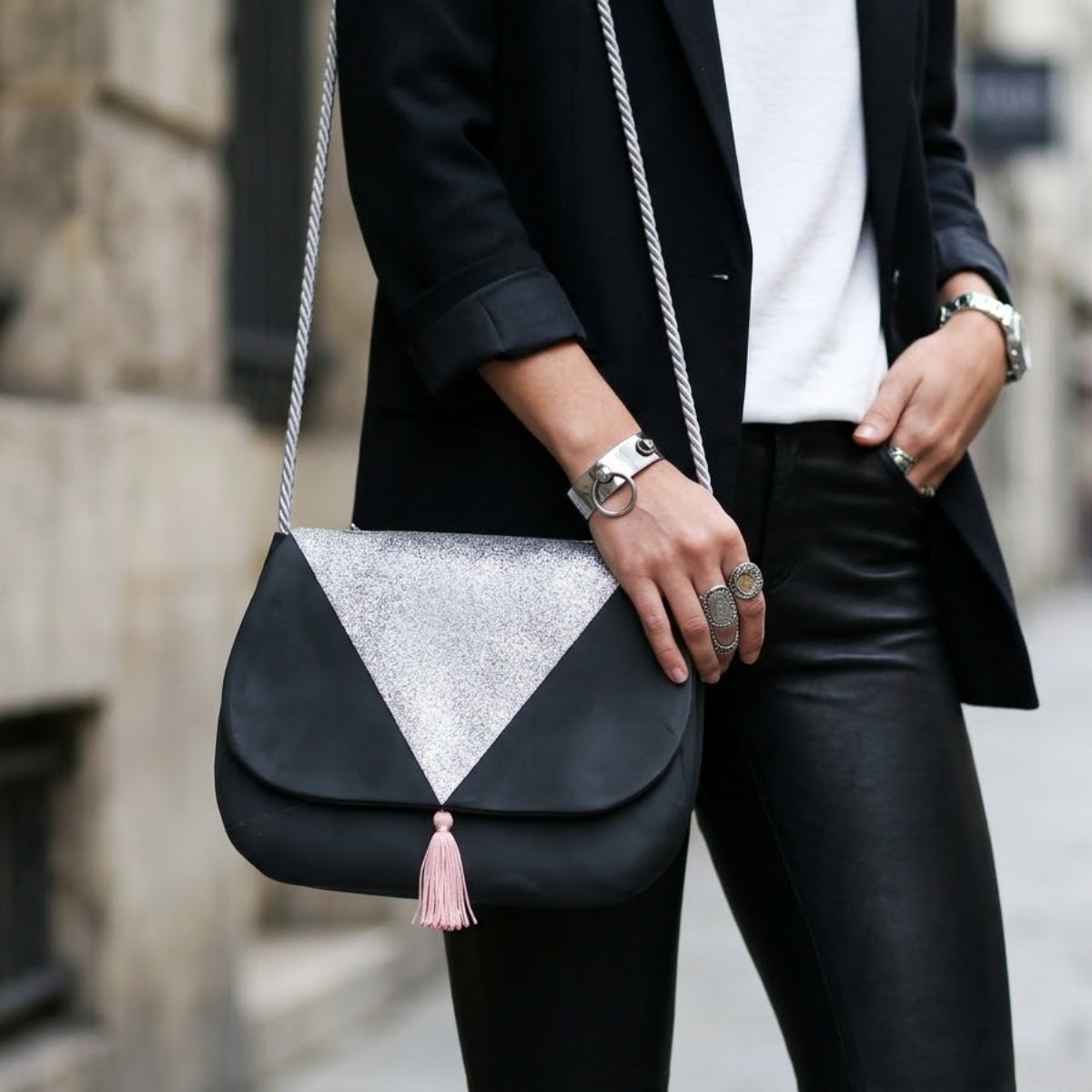 Livro Mes Jolis Sacs Mais Pas Que