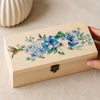 Transfer Têxtil Flores Azuis e Beija-flor 10x30cm para Personalização de Tecidos 3822 - Opa