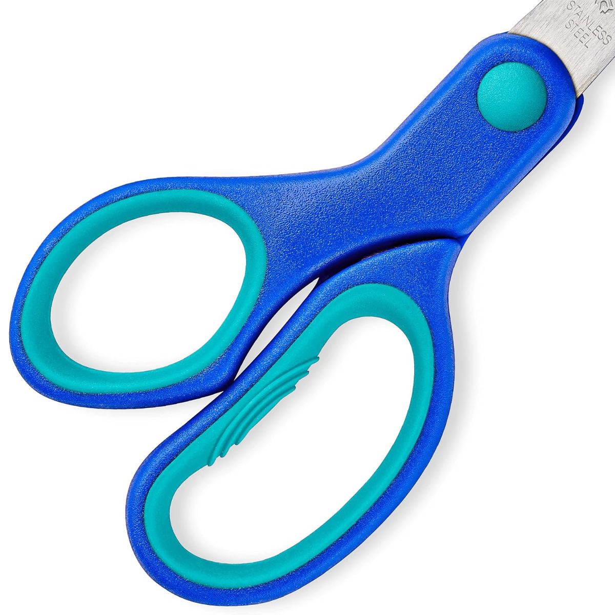 Tesoura Escolar Staedtler Noris Club 14cm Canhoto